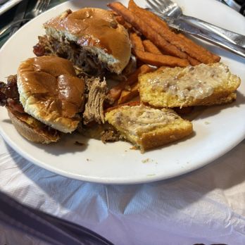 Smokey Bones Taunton - Pulled Pork sandwich with Sweet Potato Fries just perfect - New American Near Me - Taunton, Massachusetts