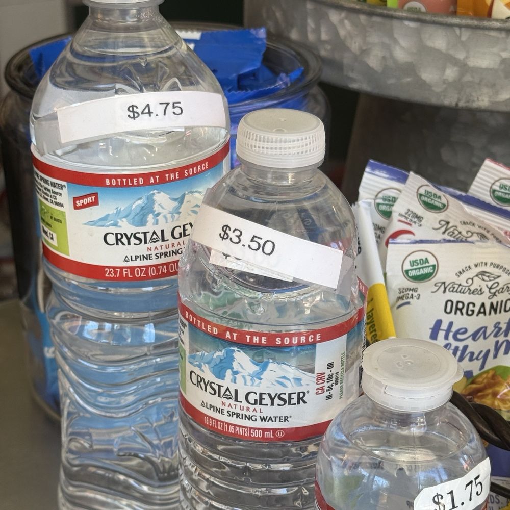 Sonoma TrainTown Railroad - Expensive water! - Amusement Parks Near Me - Sonoma, California