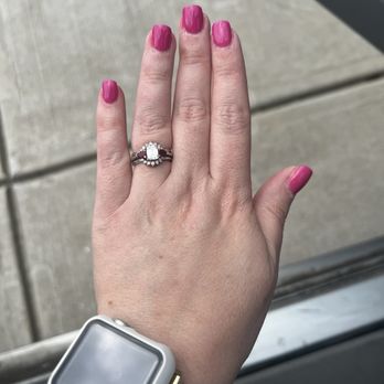 Serenity Nails - Nail Salons Near Me - Canton, Georgia