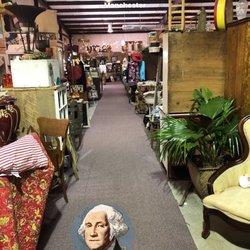 Crossroad Trading/Antique Mall