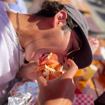 Sprague's Lobster - Big bite! - Seafood Near Me - Wiscasset, Maine Sprague's Lobster - Big bite! - Seafood Near Me - Wiscasset, Maine