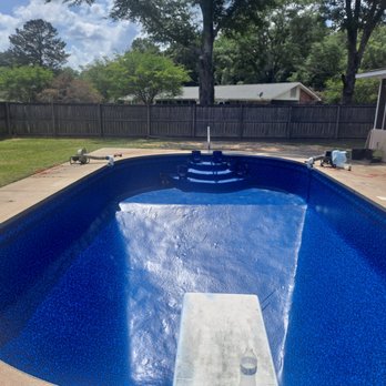 Bama Pool Services - Pool Cleaners Near Me - Dothan, Alabama Bama Pool Services - Pool Cleaners Near Me - Dothan, Alabama