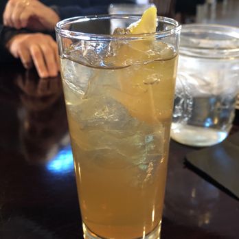Nic & Norman's - Georgia Peach Palmer cocktail - American Near Me - Chattanooga, Tennessee