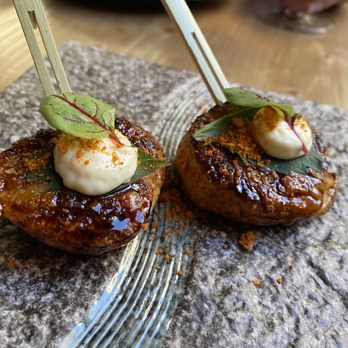 Muni Robata - Yuzu scallops - Japanese Near Me - Toronto, Ontario Muni Robata - Yuzu scallops - Japanese Near Me - Toronto, Ontario