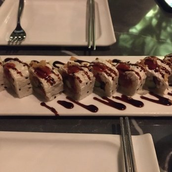 Starfish - Spicy Ahi Tuna Roll - Asian Fusion Near Me - Laguna Beach, California Starfish - Spicy Ahi Tuna Roll - Asian Fusion Near Me - Laguna Beach, California