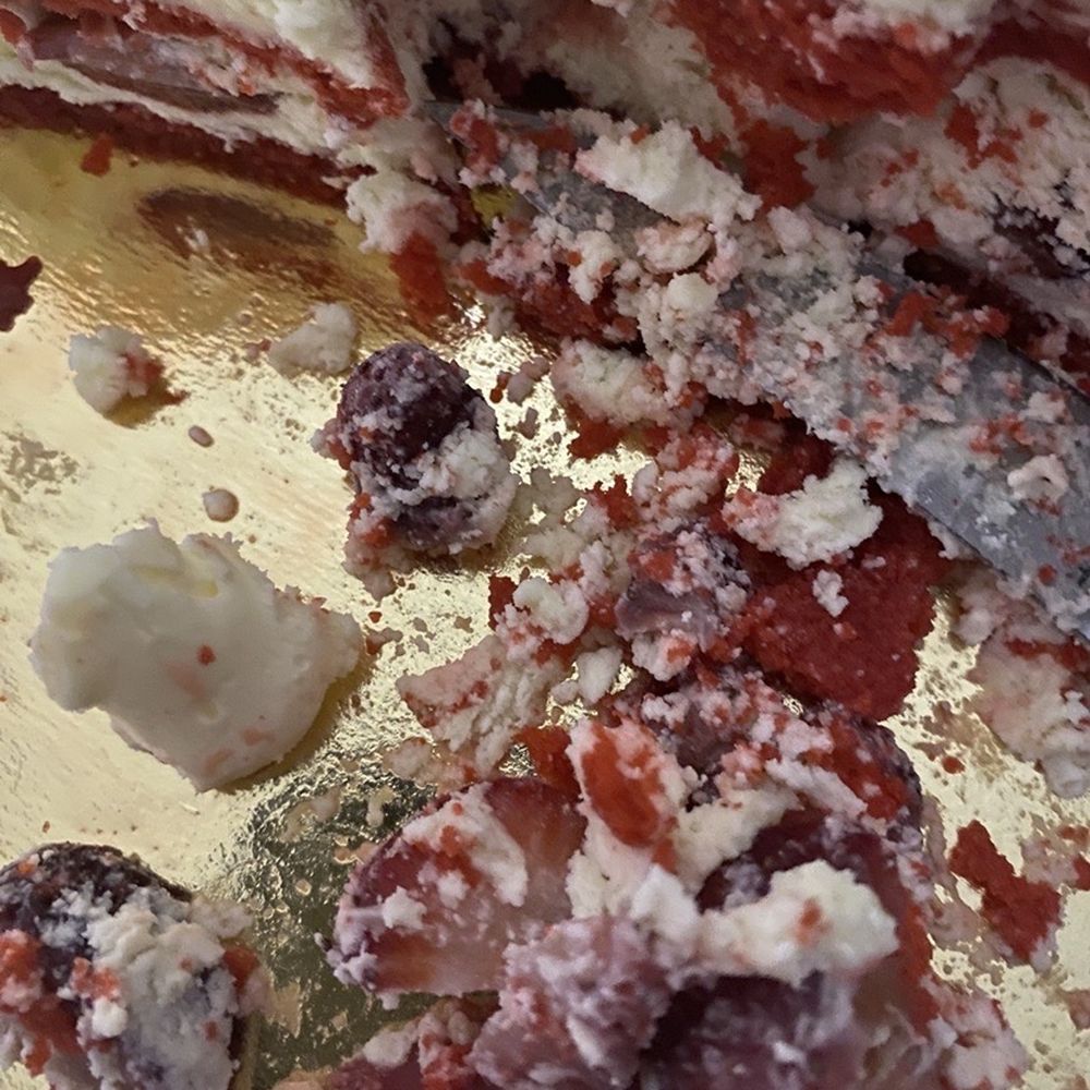 Noisette - The strawberries are rotten and the cake is older than a week. - Desserts Near Me - Astoria, New York Noisette - The strawberries are rotten and the cake is older than a week. - Desserts Near Me - Astoria, New York