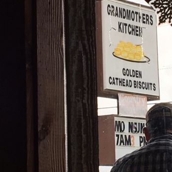 Grandmothers Kitchen - Outside sign - Desserts Near Me - Sevierville, Tennessee Grandmothers Kitchen - Outside sign - Desserts Near Me - Sevierville, Tennessee
