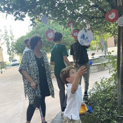 Early Childhood Learning Center - Apple hunt!