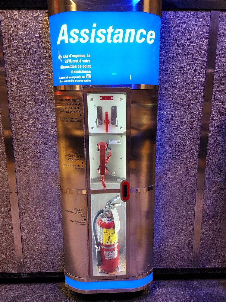 MÉTRO PLACE D’ARMES - Updated February 2026 - 21 Photos - 960 Rue Saint ...