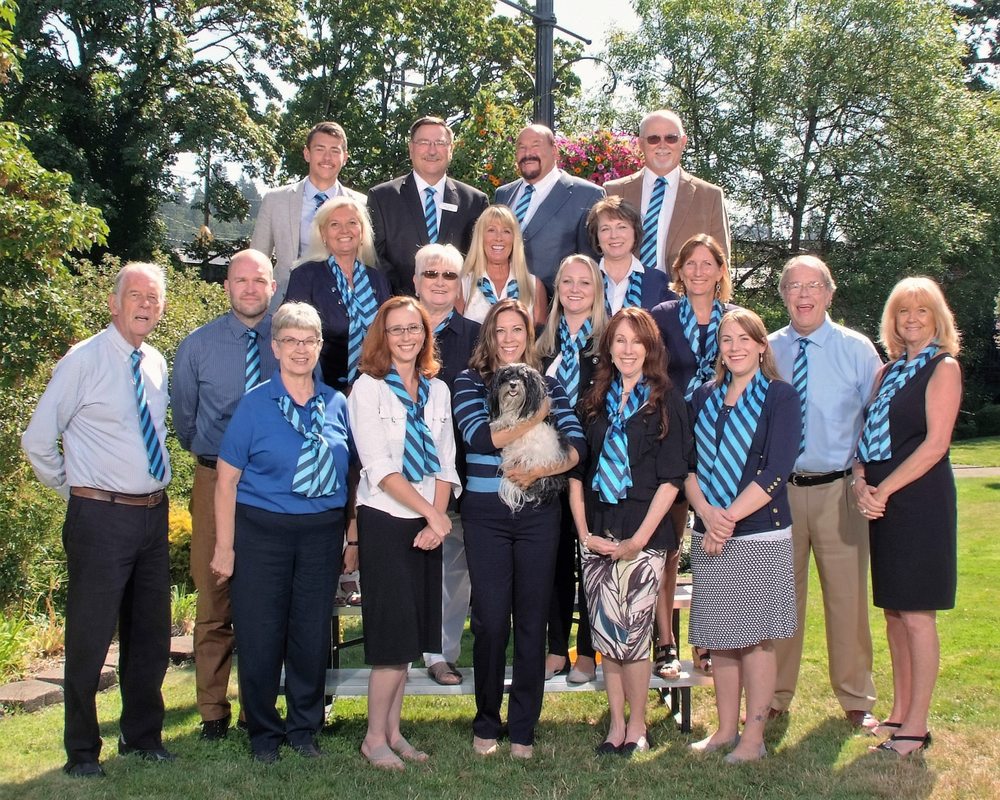 HARCOURTS NW OREGON REALTY GROUP Updated September 2024 119 N Water