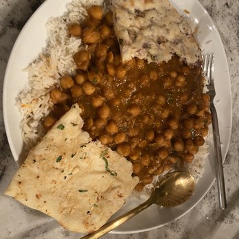 Taj Express - Channa Masala Onion Kulcha Garlic Naan - Indian Near Me - Boca Raton, Florida