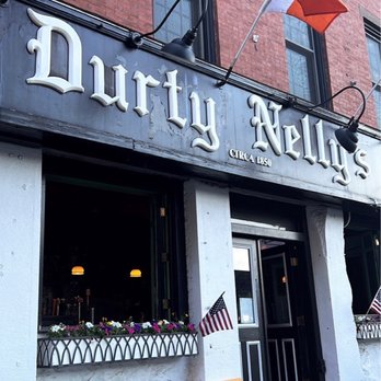 Durty Nelly’s - the outside of a restaurant - Bars Near Me - Boston, Massachusetts