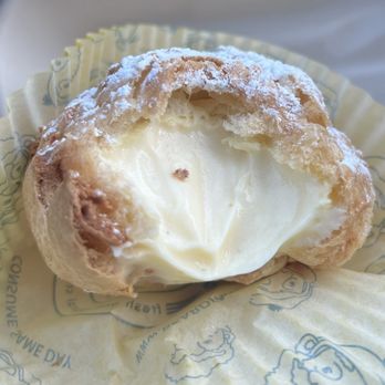 Beard Papa's Cream Puffs - Original Puff - Desserts Near Me - Monterey Park, California