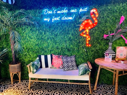 THRōW Social DC by null