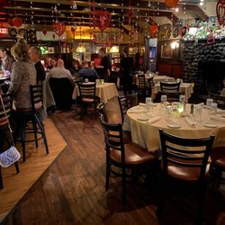 Stone Bar Inn - Main Dining Area