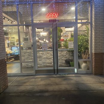1368 Sweet Corner Cafe - Donuts Near Me - Charlotte, North Carolina 1368 Sweet Corner Cafe - Donuts Near Me - Charlotte, North Carolina