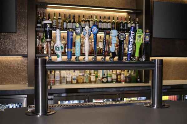 Hyatt Regency Milwaukee by null