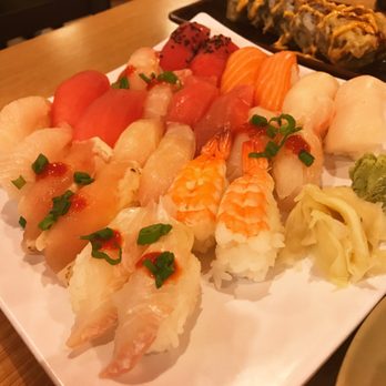 Oishii - Sushi platter chefs choice. - Sushi Bars Near Me - Houston, Texas