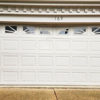 Hollywood Door - Garage Door Services Near Me - Olive Branch, Mississippi Hollywood Door - Garage Door Services Near Me - Olive Branch, Mississippi