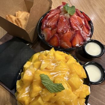Sul & Beans - Fresh Mango Bingsoo and Fresh Strawberry Bingsoo - Desserts Near Me - Las Vegas, Nevada Sul & Beans - Fresh Mango Bingsoo and Fresh Strawberry Bingsoo - Desserts Near Me - Las Vegas, Nevada