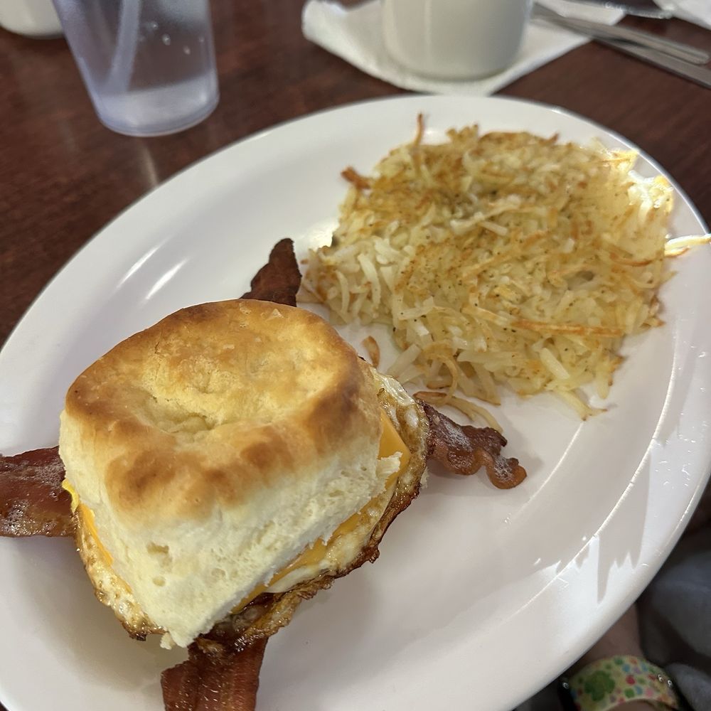 R'Reileigh's Daybreak Cafe - Daybreak Sandwich - Cafes Near Me - Lillian, Alabama R'Reileigh's Daybreak Cafe - Daybreak Sandwich - Cafes Near Me - Lillian, Alabama
