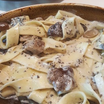 La Nicoletta - Papardelle with mushroom sauce, excelente - Italian Near Me - Bilbao, BI