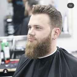 Forever Faded Barbershop - Classic man cut with sculpted beard
