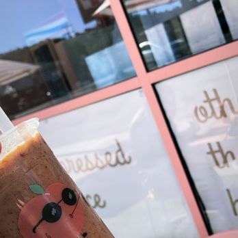 Whata Peach - SHROOMS 'N COFFEE - Juice Bars & Smoothies Near Me - Studio City, California Whata Peach - SHROOMS 'N COFFEE - Juice Bars & Smoothies Near Me - Studio City, California