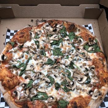 New York Pizza and Pints - Yummy build your own pizza with hamburger, spinach and mushrooms! I'll definitely be back! - Pizza Near Me - Addison, Texas New York Pizza and Pints - Yummy build your own pizza with hamburger, spinach and mushrooms! I'll definitely be back! - Pizza Near Me - Addison, Texas