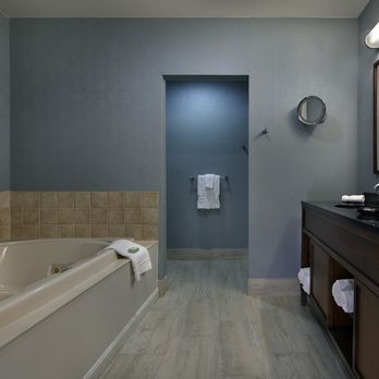 Redline Mechanical Services - Finished bathroom - Plumbing Near Me