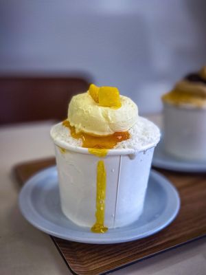 Noon Korean Bingsoo House by null