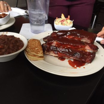 Dialo's Cafe - Great ribs - Soul Food Near Me - Benton Harbor, Michigan