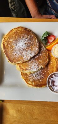 Pete's Eggnest by null