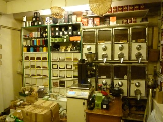 Le Comptoir Colonial by null
