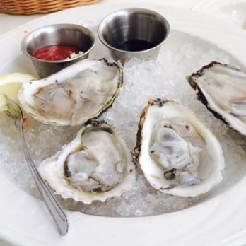 Ralph n Rich's Restaurant - Italian Near Me - Bridgeport, Connecticut