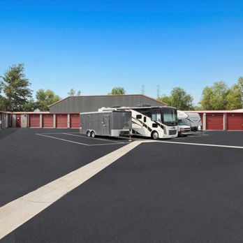 Extra Storage Valencia - Self Storage Near Me - Valencia, California Extra Storage Valencia - Self Storage Near Me - Valencia, California