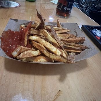 Vowinckel Hotel - French Fries (half eaten) - Hotels Near Me - Vowinckel, Pennsylvania Vowinckel Hotel - French Fries (half eaten) - Hotels Near Me - Vowinckel, Pennsylvania