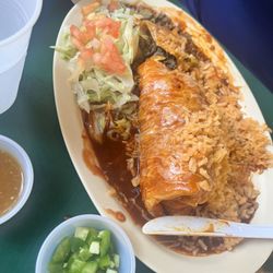 Armando's Mexican Food - Wet burrito
