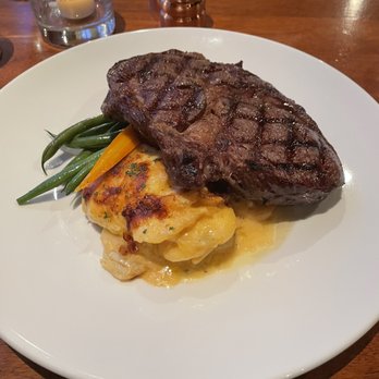 Brickhouse - Bend - Waygu steak au gratin potatoes green beans - American Near Me - Bend, Oregon