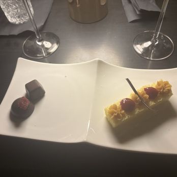 CASE Chocolates - Speakeasies Near Me - Houston, Texas
