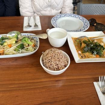 Spice Me Thai Cuisine - Mixed veg. Pad see - Thai Near Me - Half Moon Bay, California Spice Me Thai Cuisine - Mixed veg. Pad see - Thai Near Me - Half Moon Bay, California