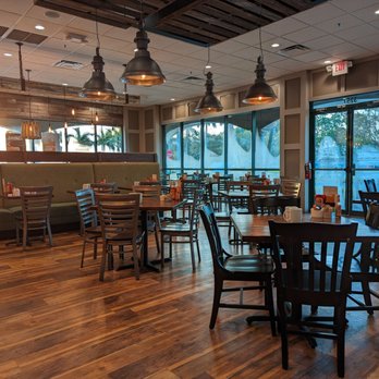 First Watch - Inside early am - Breakfast & Brunch Near Me - Hollywood, Florida