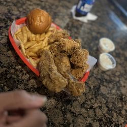 3D’s Krazy Kitchen Bar & Lounge