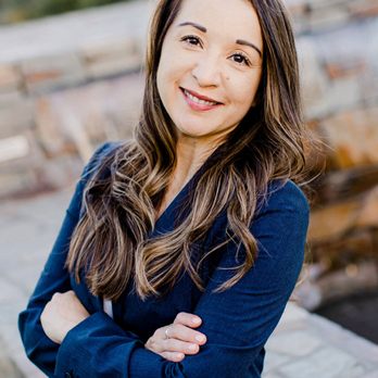 Annie Helen - Headshot - Event Photography Near Me