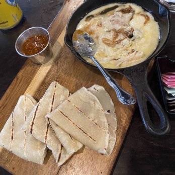 Centrico - Queso fundido - Mexican Near Me - Phoenix, Arizona