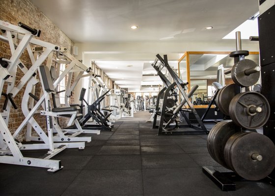 Easton Gym Co by null