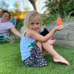 Mom and Pop Shop - Cuties enjoying popsicle deliveries!