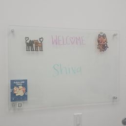 Customized welcome board to give it a personal touch Customized welcome board to give it a personal touch