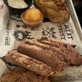 Famous Dave's Bar-B-Que - Texas Beef Brisket and baked potato and muffin - Barbeque Near Me - Las Vegas, Nevada Famous Dave's Bar-B-Que - Texas Beef Brisket and baked potato and muffin - Barbeque Near Me - Las Vegas, Nevada