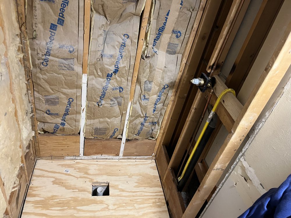 Slide of 8AM Plumbing & Construction